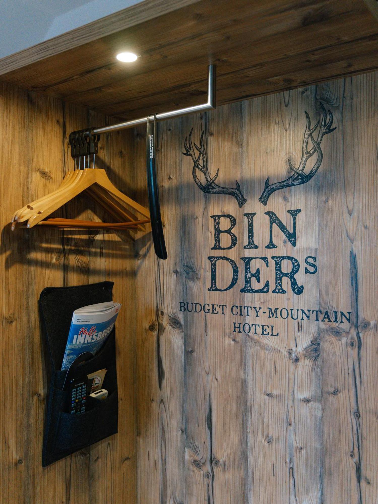 Binders Budget City-Mountain Hotel Innsbruck Exterior photo
